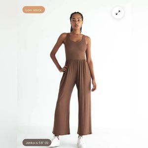 Imbodhi Hana Jumpsuit 2.0 in Ribbed Toffee
